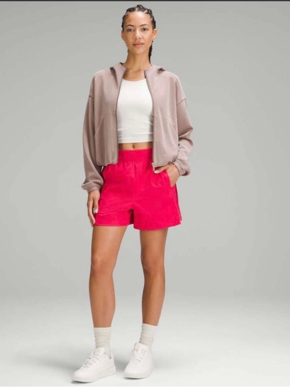 Lululemon Stretch Woven Relaxed Fit HR Short NWT S